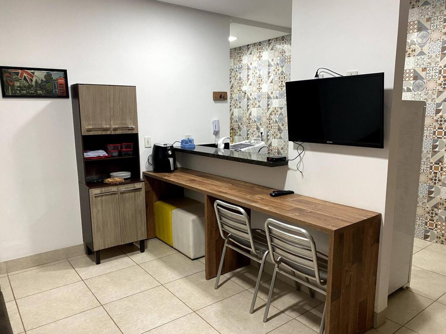 4 Aps Baratos, Confortaveis, Completos E Com Garagem Insta Thiagojacomo Goiania Bagian luar foto